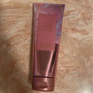 Pink Velvet Cupcake by Bath and Body Works